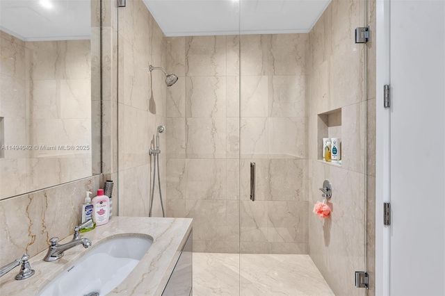 15701 Collins Ave 805, Sunny Isles Beach, FL 33160