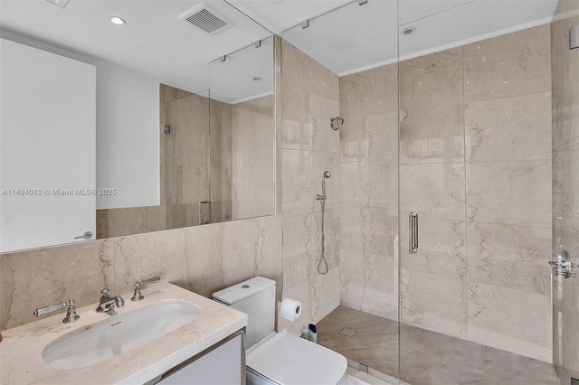 15701 Collins Ave 805, Sunny Isles Beach, FL 33160