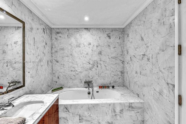 15701 Collins Ave 805, Sunny Isles Beach, FL 33160