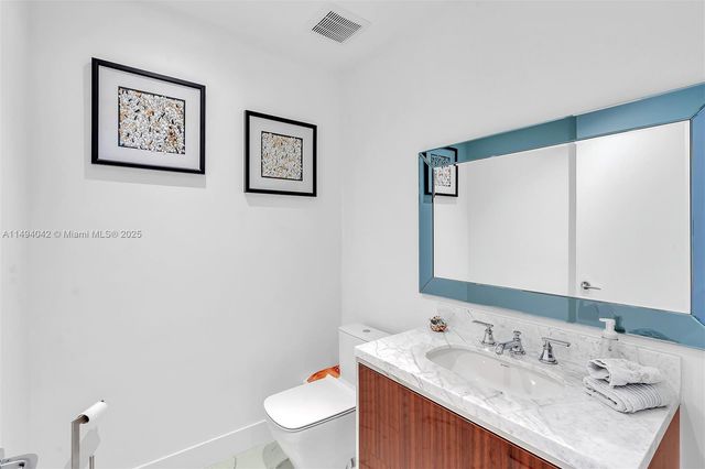 15701 Collins Ave 805, Sunny Isles Beach, FL 33160