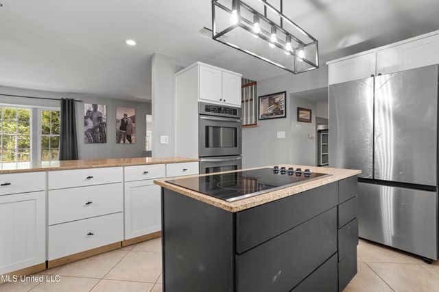 3424 Havill Road, Gautier, MS 39553