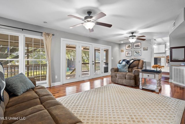 3424 Havill Road, Gautier, MS 39553