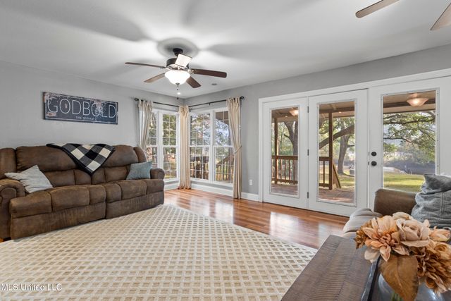 3424 Havill Road, Gautier, MS 39553