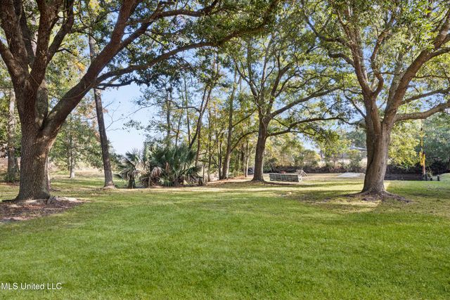 3424 Havill Road, Gautier, MS 39553