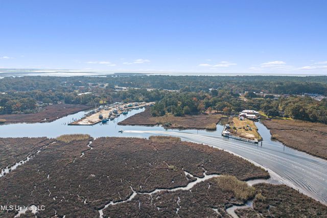 3424 Havill Road, Gautier, MS 39553