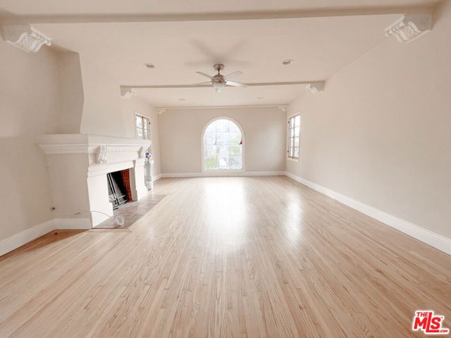 219 S Hamilton Drive 2, Beverly Hills, CA 90211