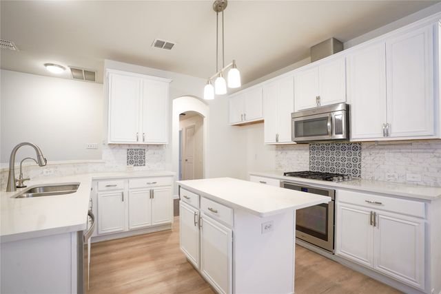 1659 Granite Rapids Drive, Frisco, TX 75036