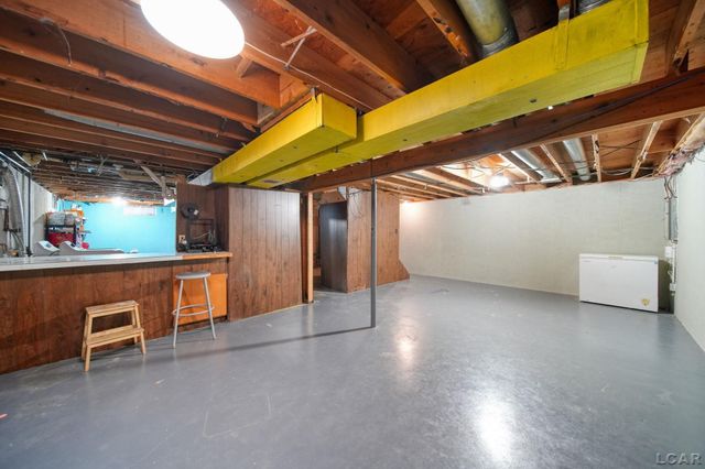 919 Pontiac Trail, Tecumseh, MI 49286