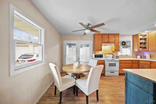 919 Pontiac Trail, Tecumseh, MI 49286