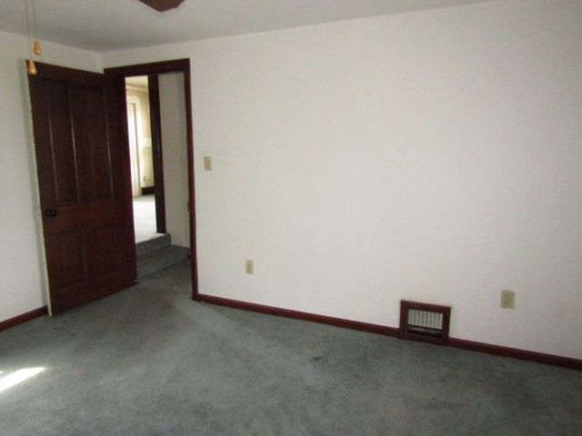 228 Arabella St, Mcdonald, PA 15057