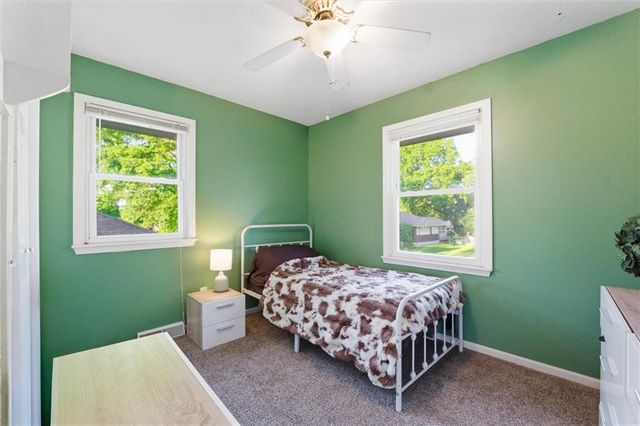 1308 SW Highland Drive, Lee's Summit, MO 64081
