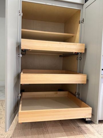 851 W Meadowview Drive, Nixa, MO 65714