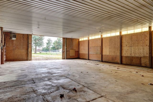 851 W Meadowview Drive, Nixa, MO 65714