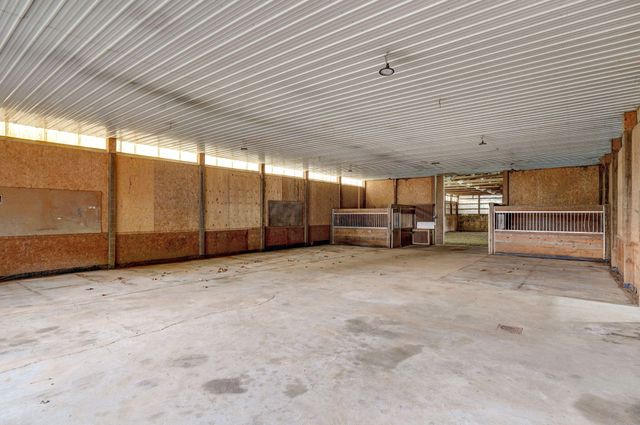 851 W Meadowview Drive, Nixa, MO 65714