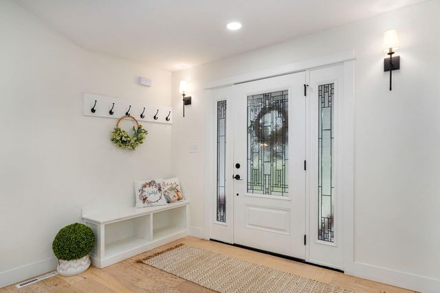 851 W Meadowview Drive, Nixa, MO 65714