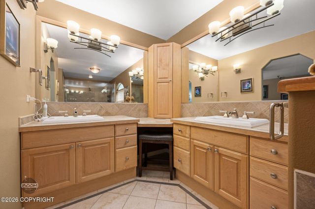 6261 S Roosevelt Drive, Wasilla, AK 99623