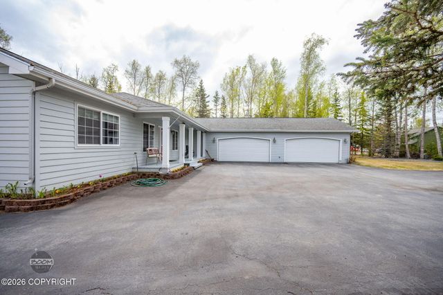 6261 S Roosevelt Drive, Wasilla, AK 99623