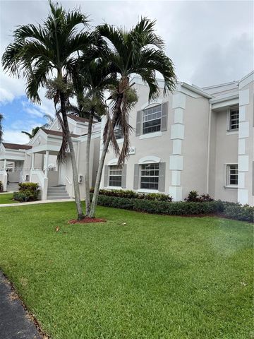 2260 SE 27th Dr 204-E, Homestead, FL 33035