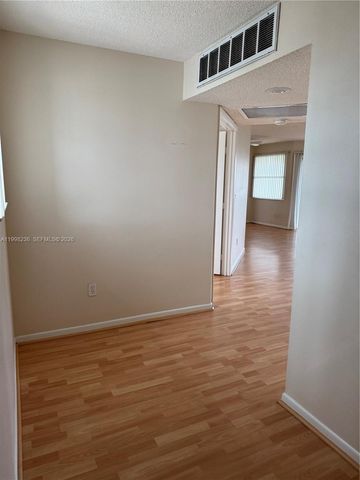2260 SE 27th Dr 204-E, Homestead, FL 33035