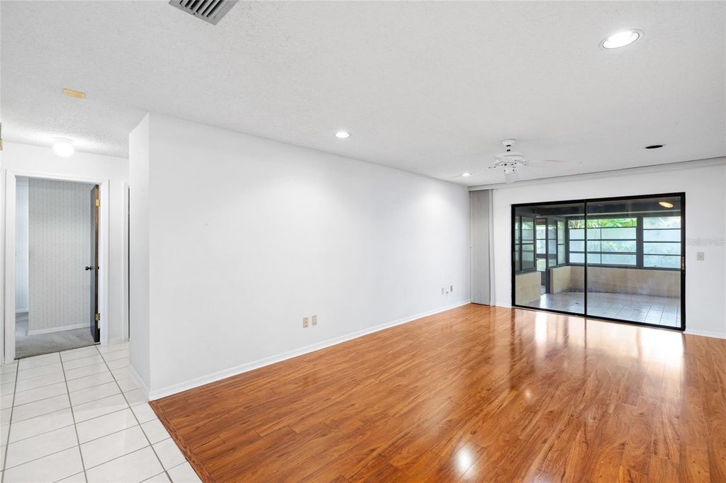 Image 6 of property listing at 3307 DEL PRADO COURT, Tampa, FL 33614