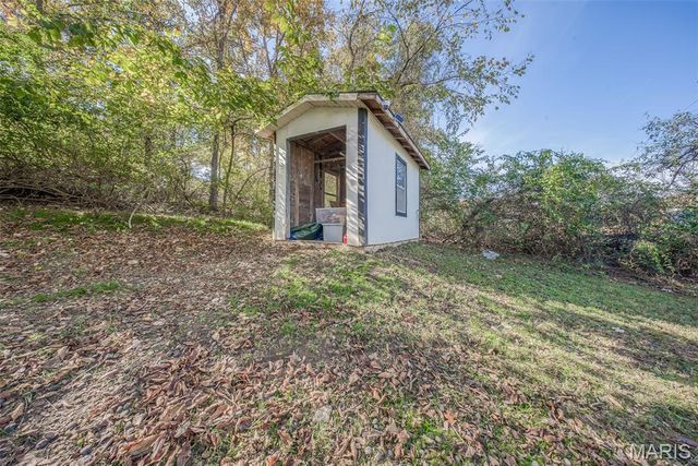2276 Old Saint James Road, Rolla, MO 65401