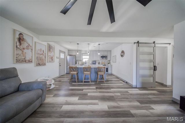 2276 Old Saint James Road, Rolla, MO 65401