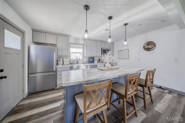 2276 Old Saint James Road, Rolla, MO 65401