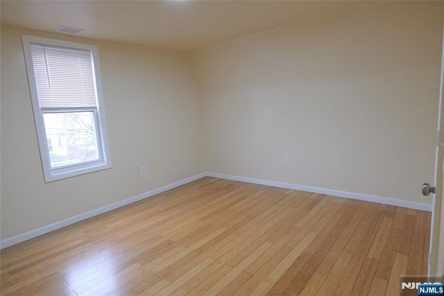 84 Scheerer Avenue, Newark, NJ 07112