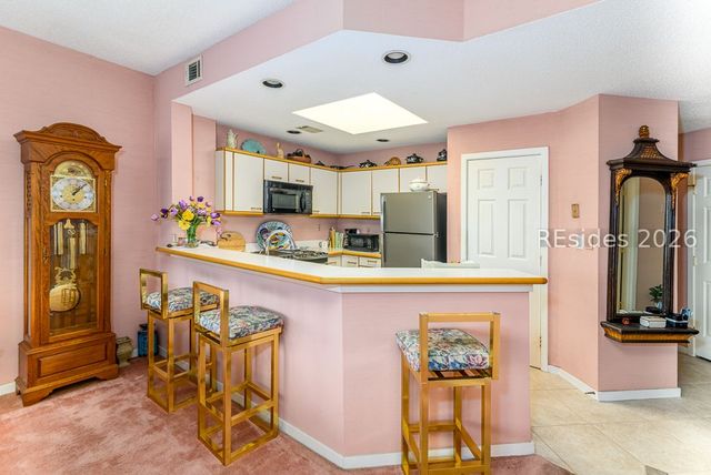 6 Village North Dr Apt 83, Hilton Head Island, SC 29926