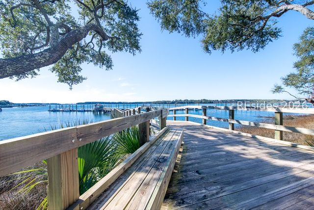 6 Village North Dr Apt 83, Hilton Head Island, SC 29926