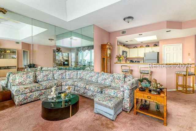 6 Village North Dr Apt 83, Hilton Head Island, SC 29926