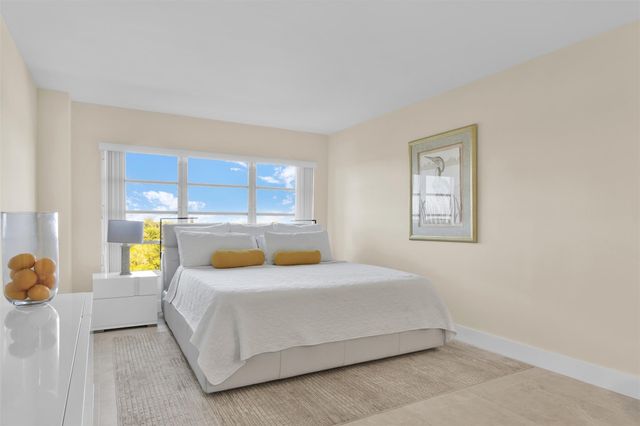 10777 W Sample Road 711, Coral Springs, FL 33065