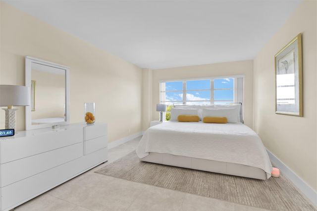 10777 W Sample Road 711, Coral Springs, FL 33065