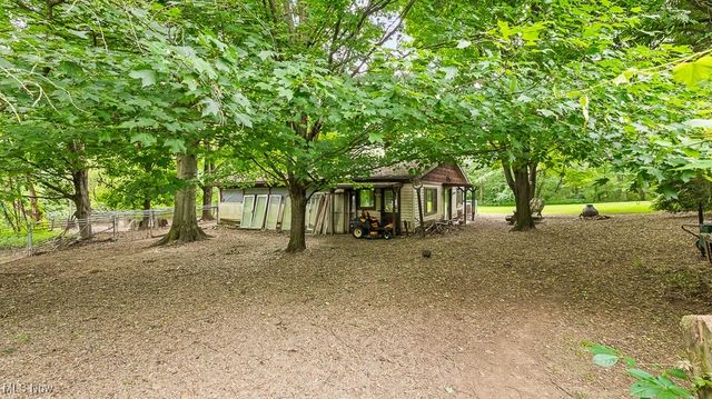 3999 Stimson Road, Norton, OH 44203