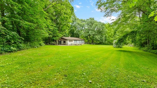 3999 Stimson Road, Norton, OH 44203