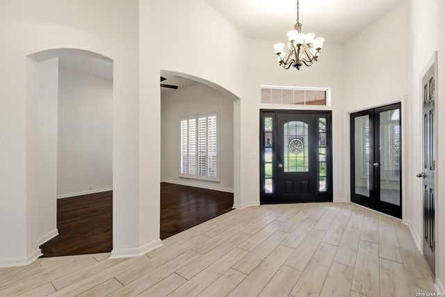 1615 Lookout Pt, San Antonio, TX 78260