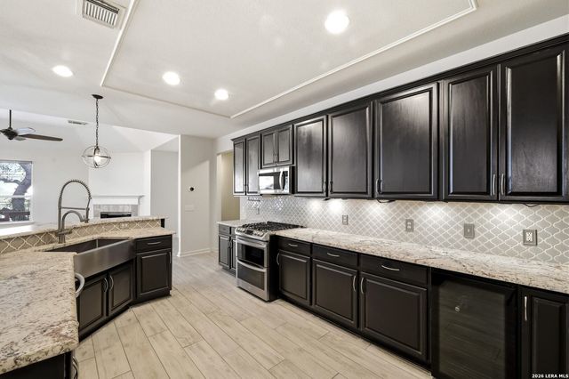 1615 Lookout Pt, San Antonio, TX 78260