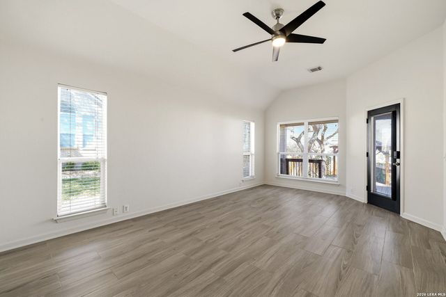 1615 Lookout Pt, San Antonio, TX 78260