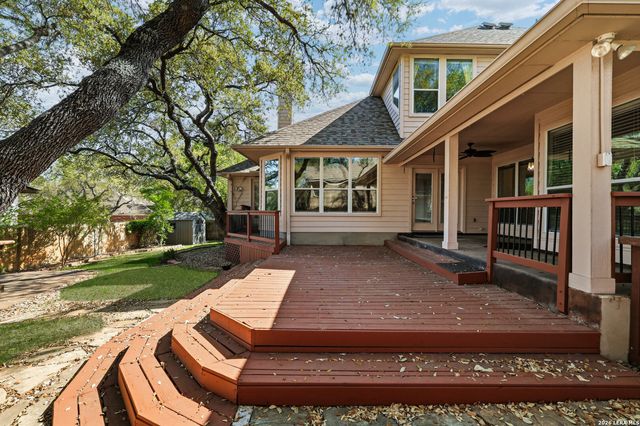 1615 Lookout Pt, San Antonio, TX 78260