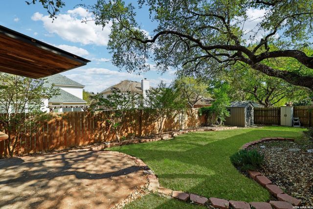 1615 Lookout Pt, San Antonio, TX 78260
