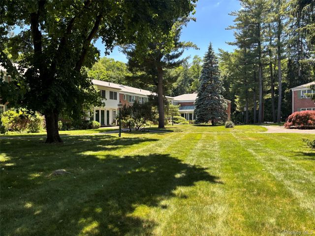 590 Bedford Road 3A, Pleasantville, NY 10570