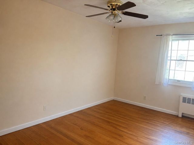 590 Bedford Road 3A, Pleasantville, NY 10570
