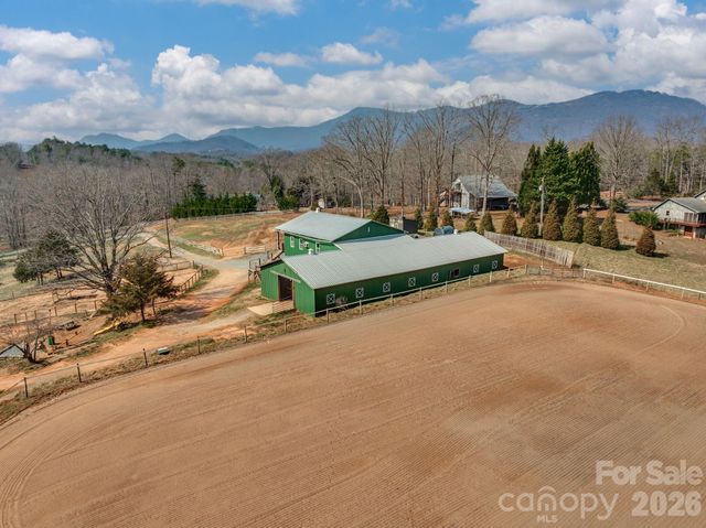 1487 Hayes Road, Columbus, NC 28722