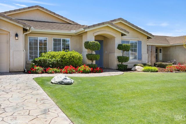 5415 Moraga Court, Bakersfield, CA 93314
