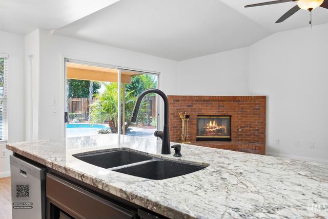 5415 Moraga Court, Bakersfield, CA 93314
