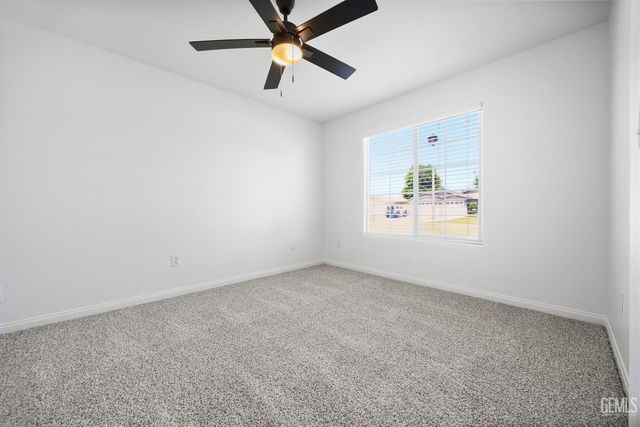 5415 Moraga Court, Bakersfield, CA 93314