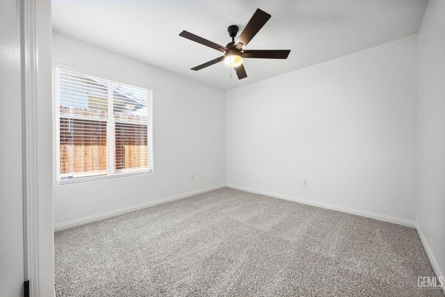 5415 Moraga Court, Bakersfield, CA 93314