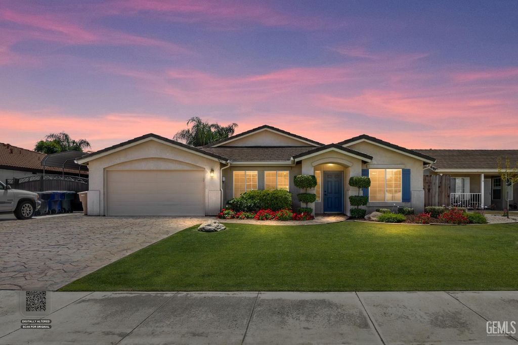 5415 Moraga Court, Bakersfield, CA 93314