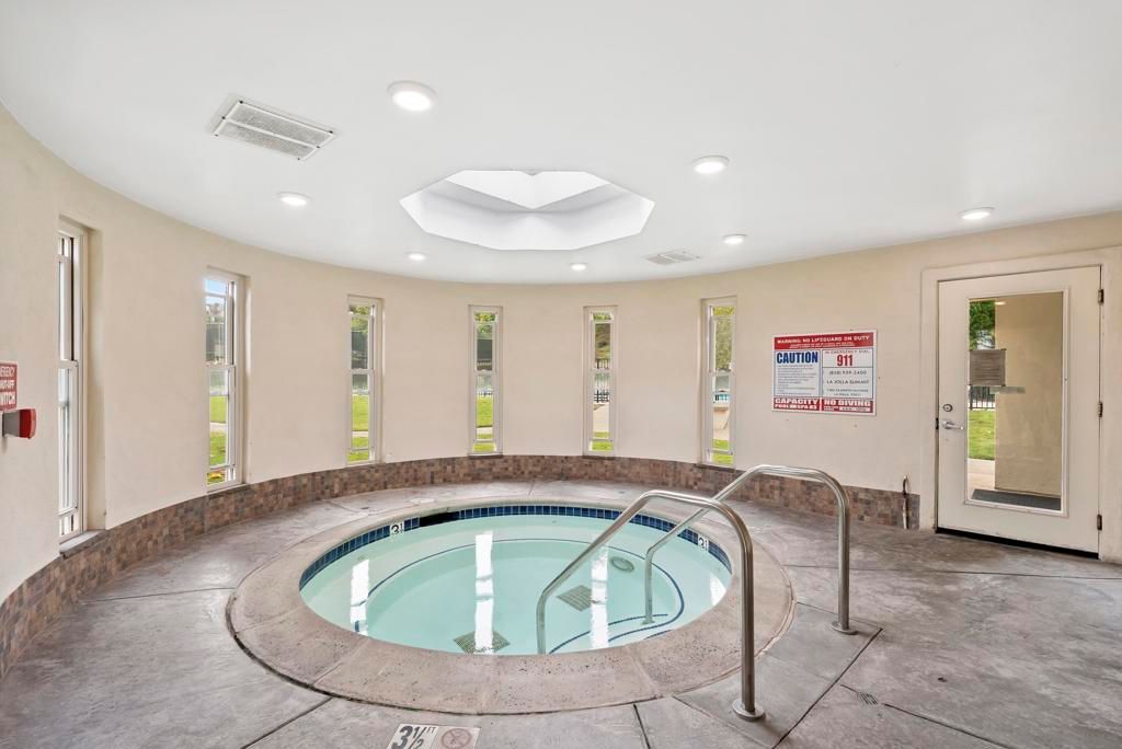 Image 36 of property listing at 2035 Caminito El Canario, La Jolla, CA 92037