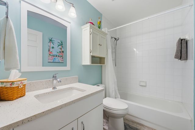 156 Sandy Lane, Royal Palm Beach, FL 33411